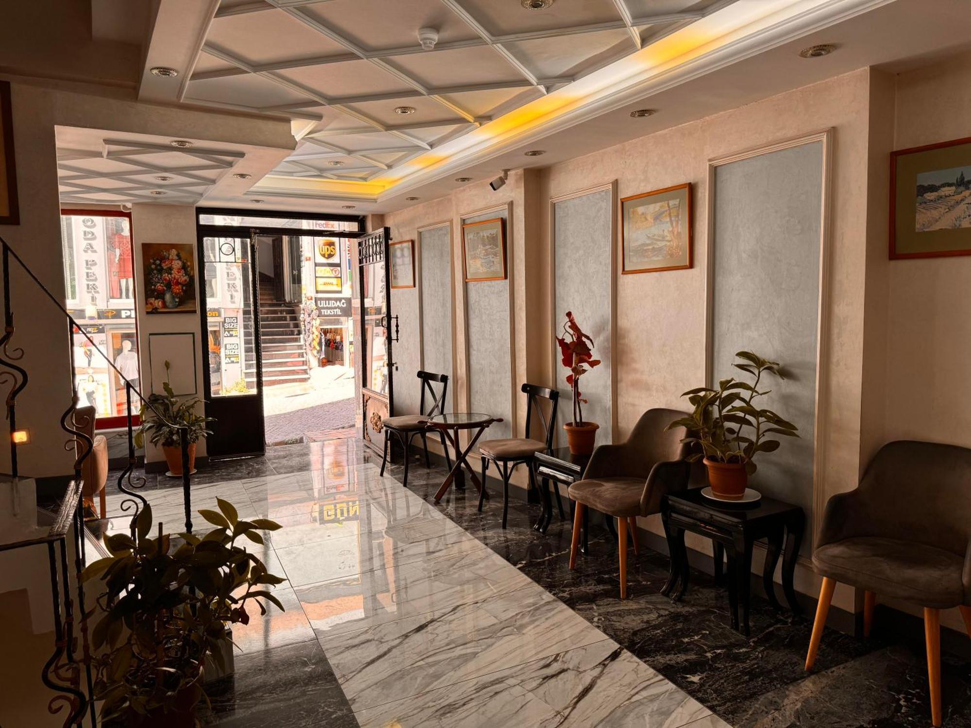 Grand Kybele Hotel Istanbul Bagian luar foto